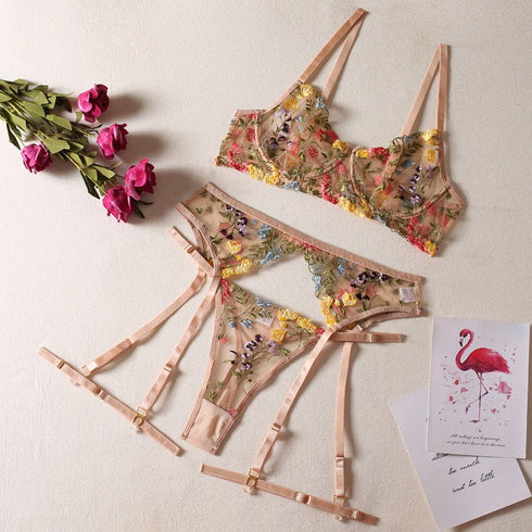 Floral Lingerie Bra and Garter Set - SilkSeduce